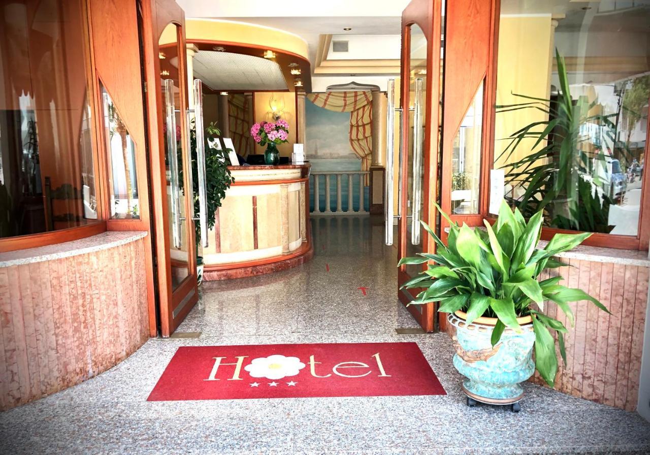 Hotel Margherita Lido di Jesolo Zewnętrze zdjęcie